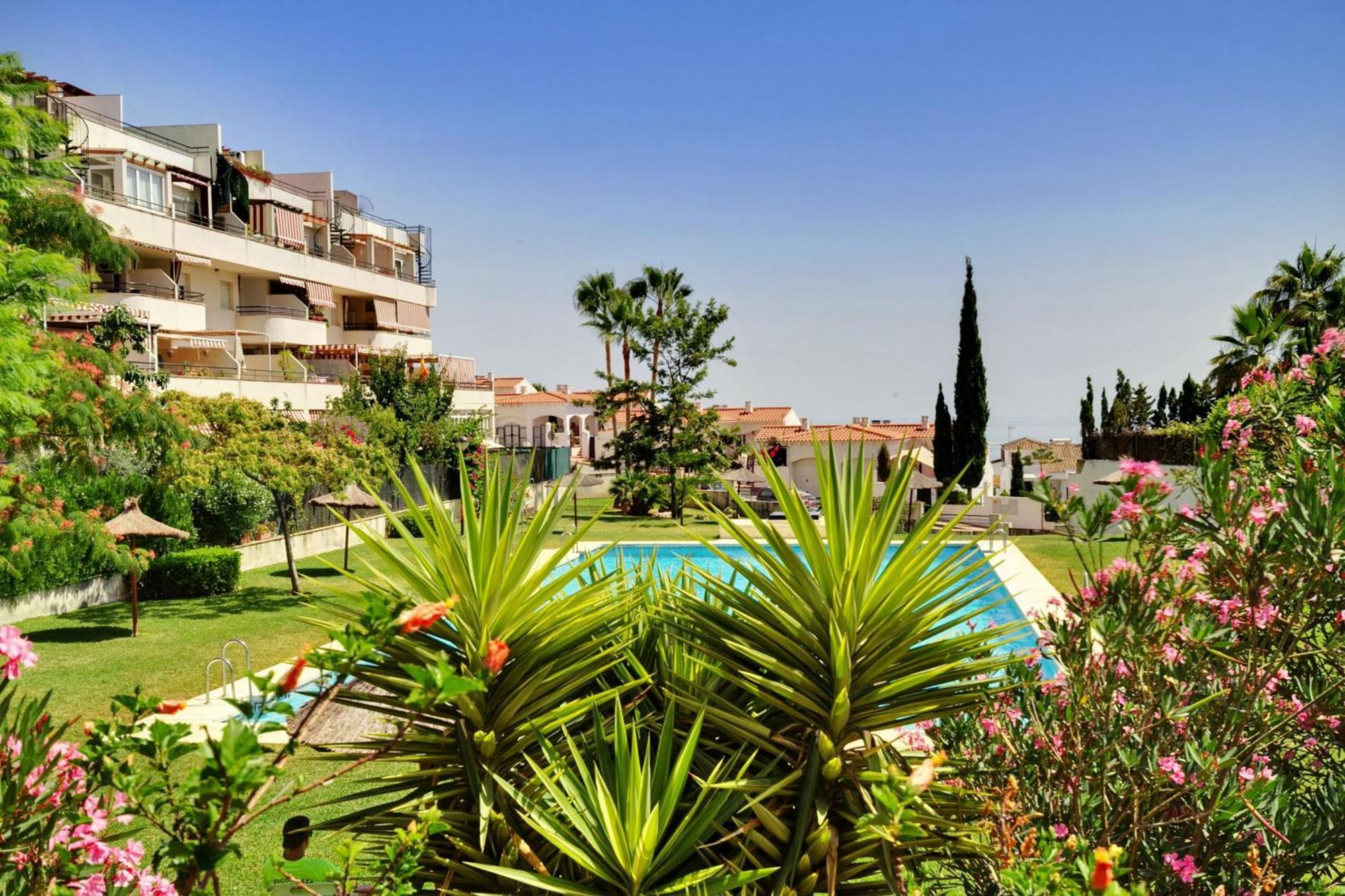 Del Parque Flats - Golf & Beach Terrace مالقة المظهر الخارجي الصورة